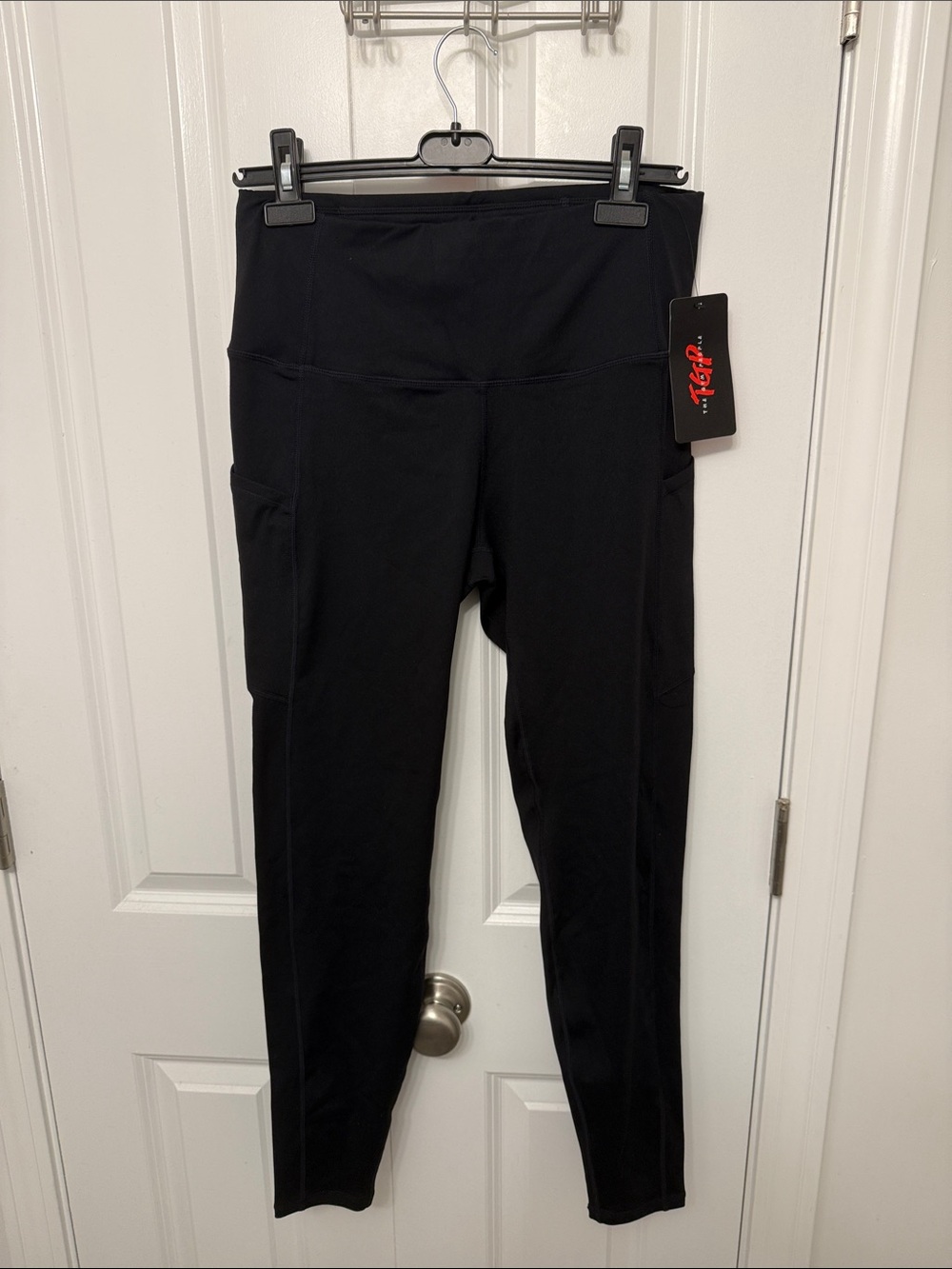 Black High-Rise Pocket Leggings by TekGear